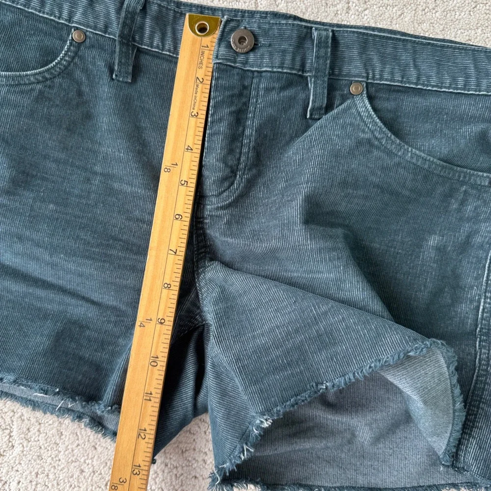 Carve Designs Oahu Cord Shorts Womens 8 Vintage Blue Raw Hem Corduroy 12544